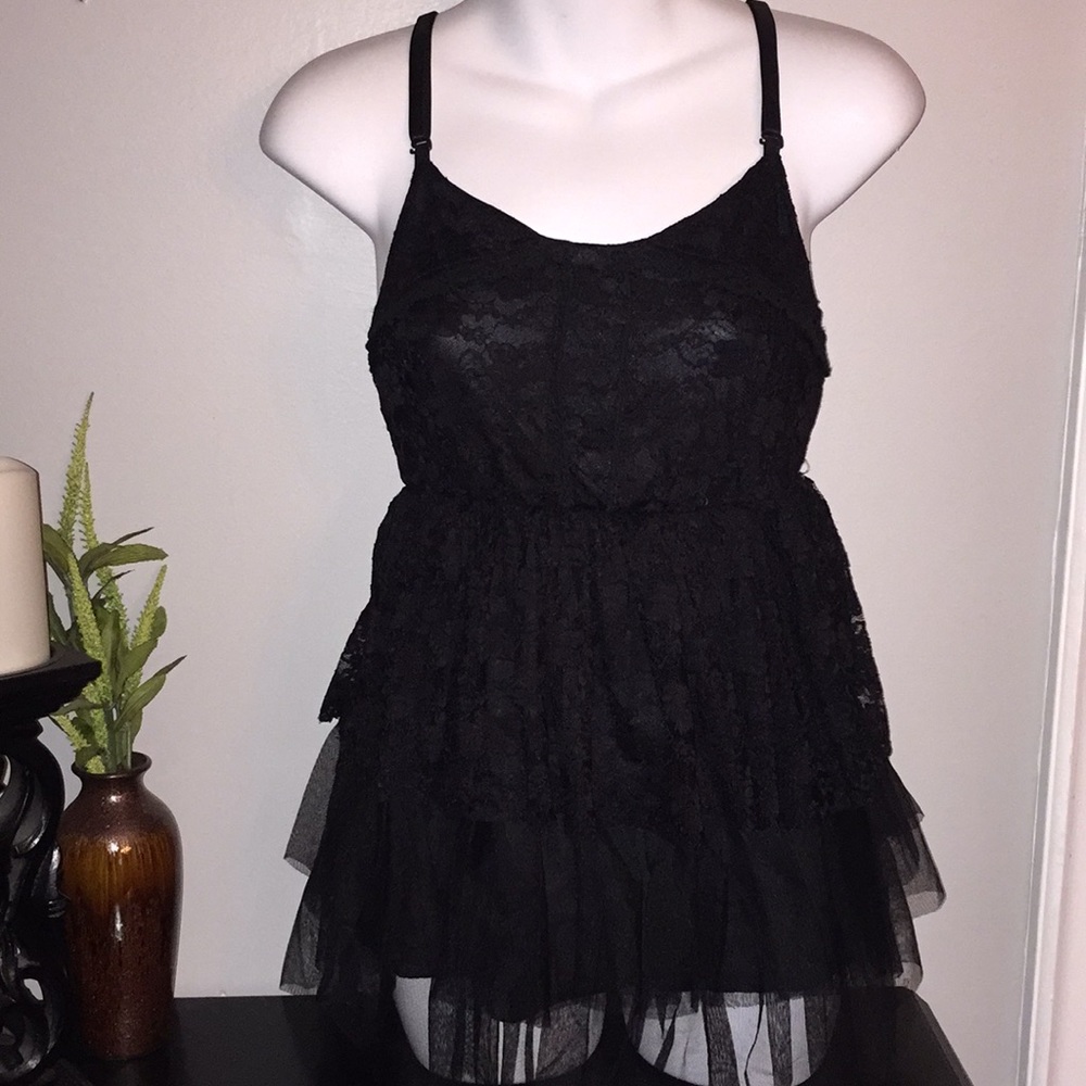 Forla Paris Layered Lace Ruffle Tank Top